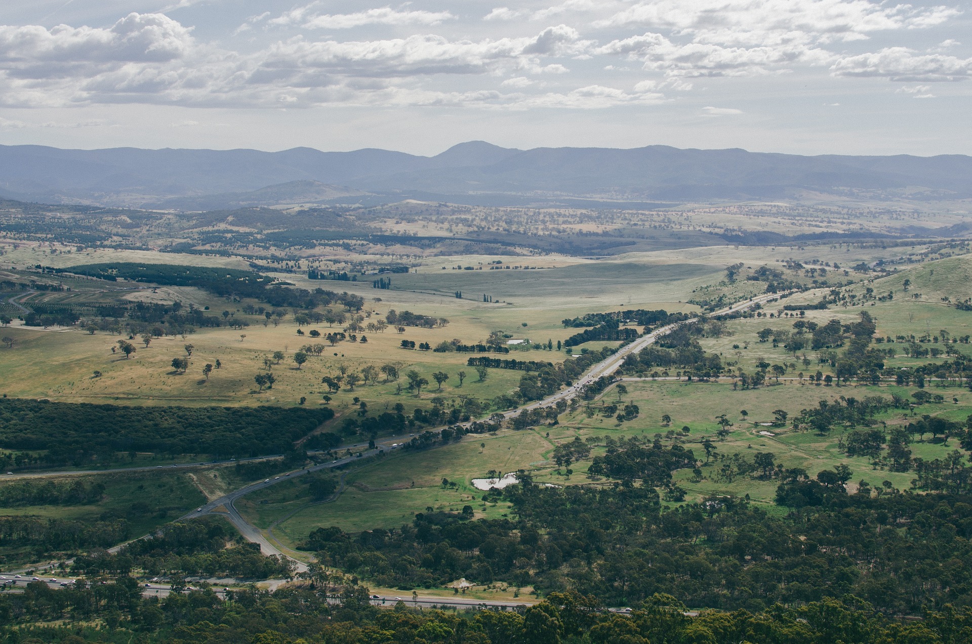 valley-1031658_1920